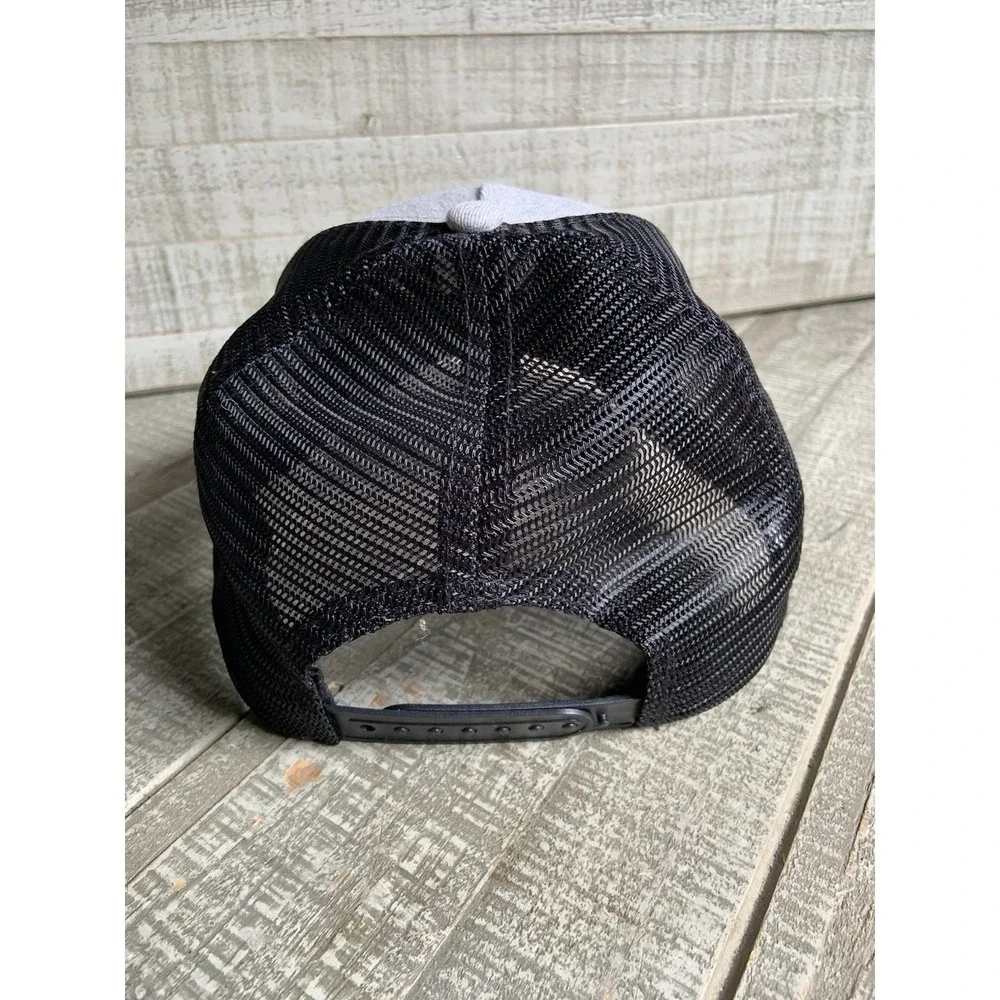 John Deere Embroidered Mesh Snapback Trucker Hat Cap Gray‎ Black Vented New
